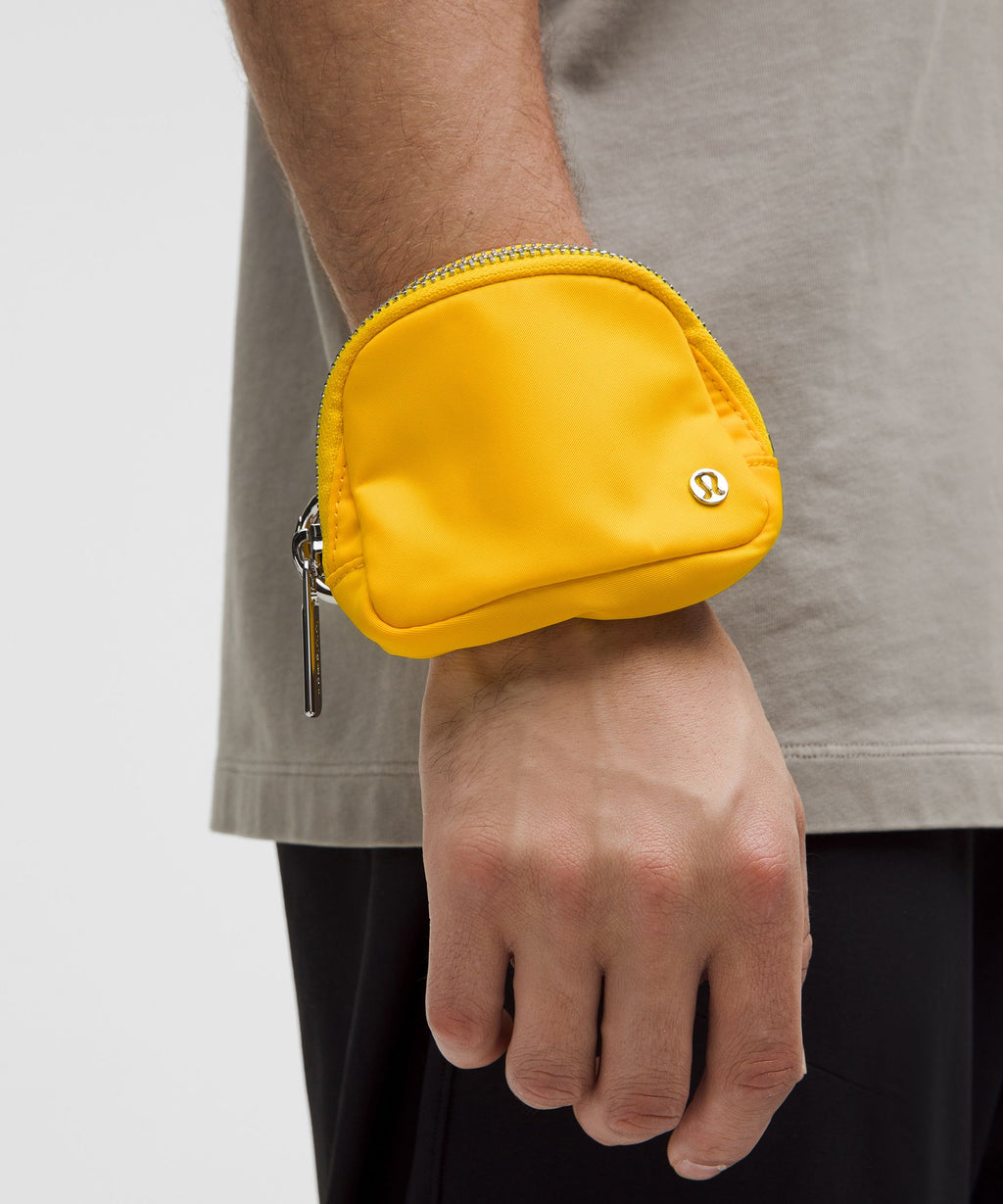 Everywhere Belt Bag Nano