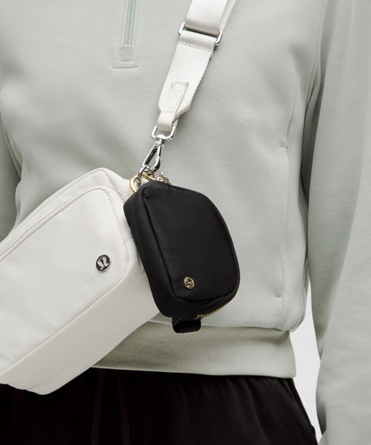 Everywhere Belt Bag Nano