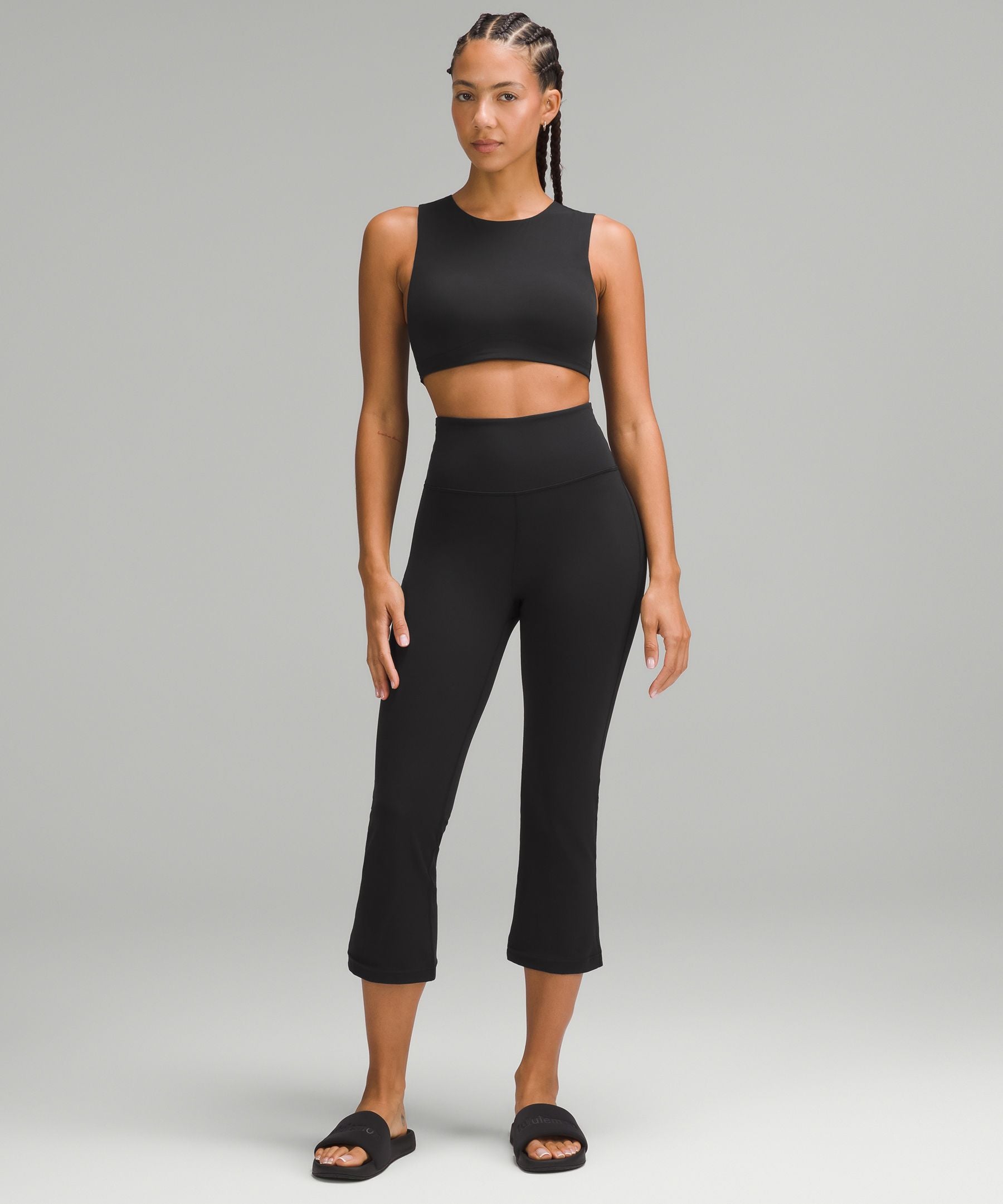 Soft Foam Cup Sleeveless Crewneck Bra *Light Support, C/D Cup