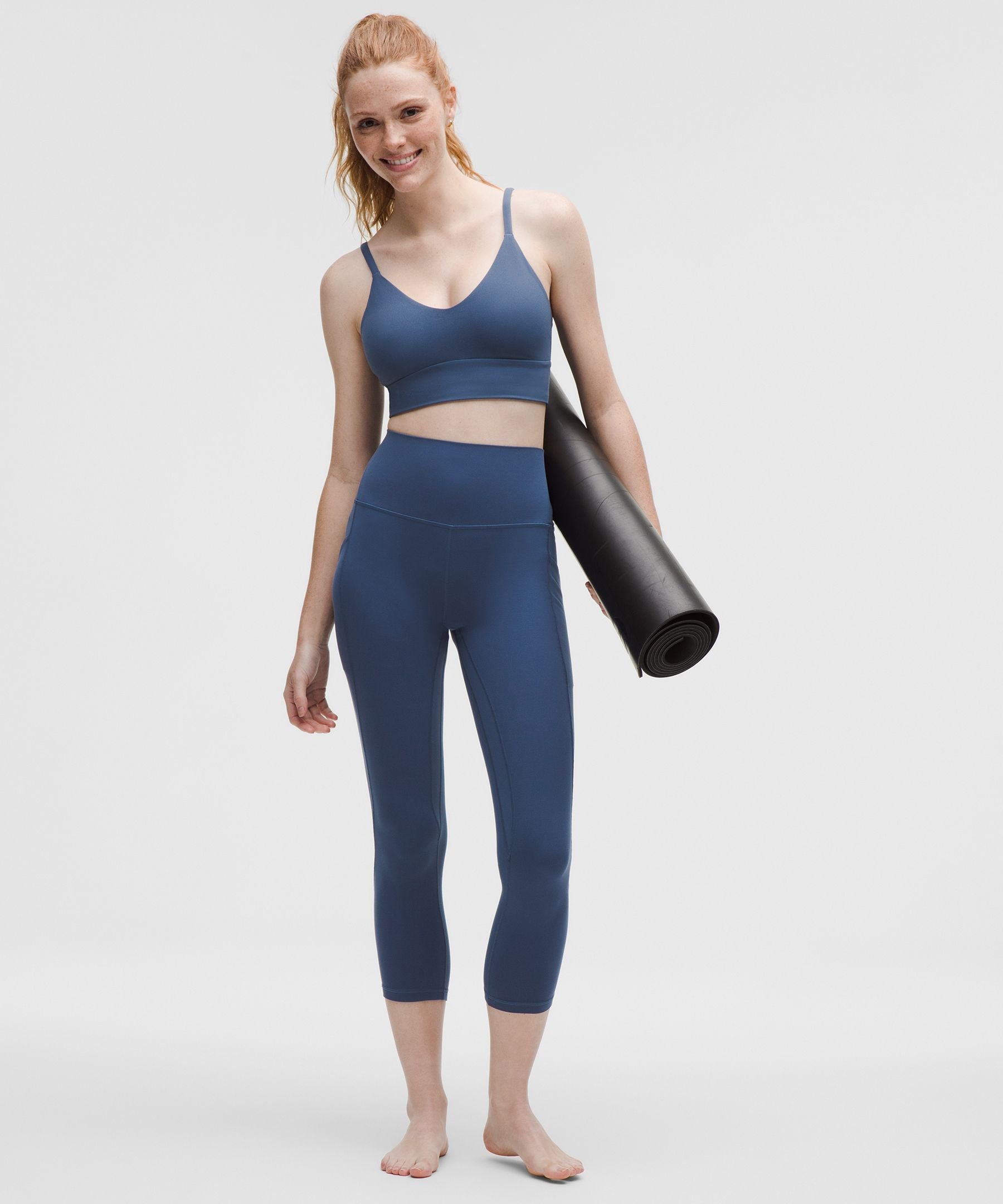 lululemon Focuser Scoop-Neck Bra Nulu *Light Support, C/D Cup