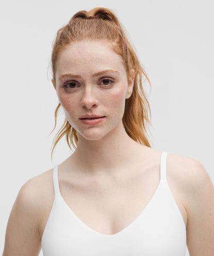 lululemon Focuser Scoop-Neck Bra Nulu *Light Support, C/D Cup