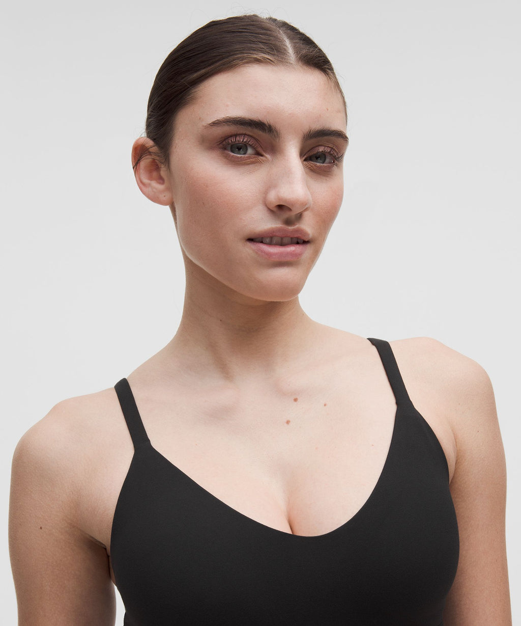 lululemon Focuser Scoop-Neck Bra Nulu *Light Support, C/D Cup