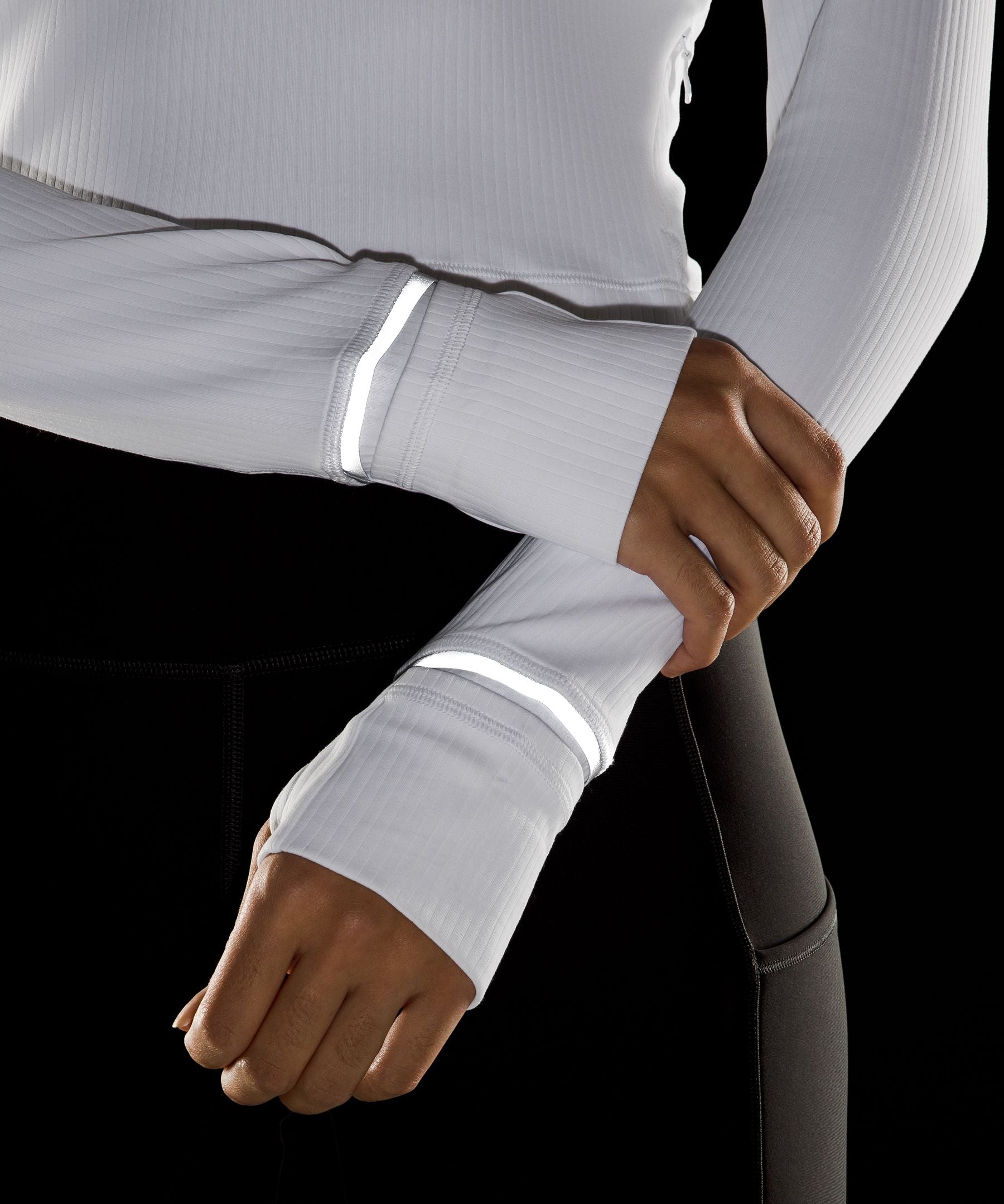 It's Rulu Ribbed Cropped Half Zip