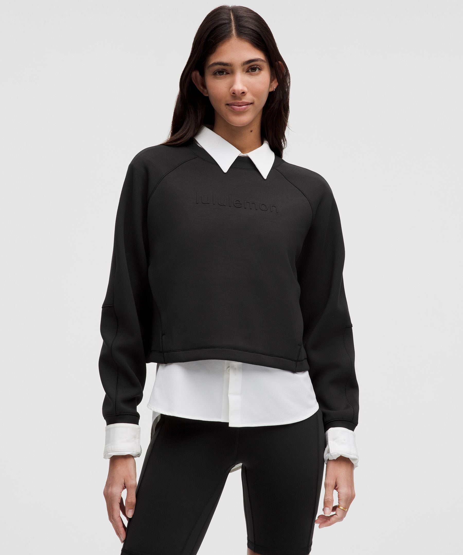Smooth Spacer Cropped Pullover *Graphic
