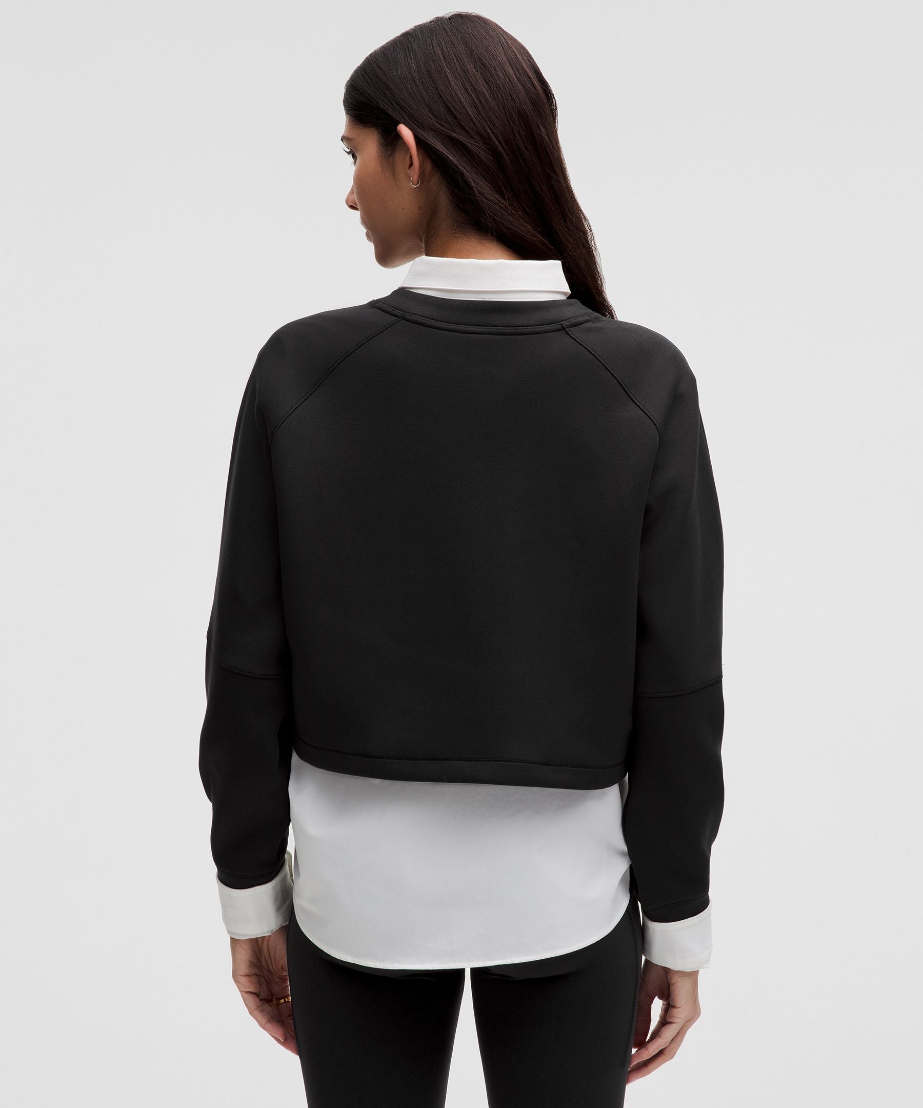 Smooth Spacer Cropped Pullover *Graphic