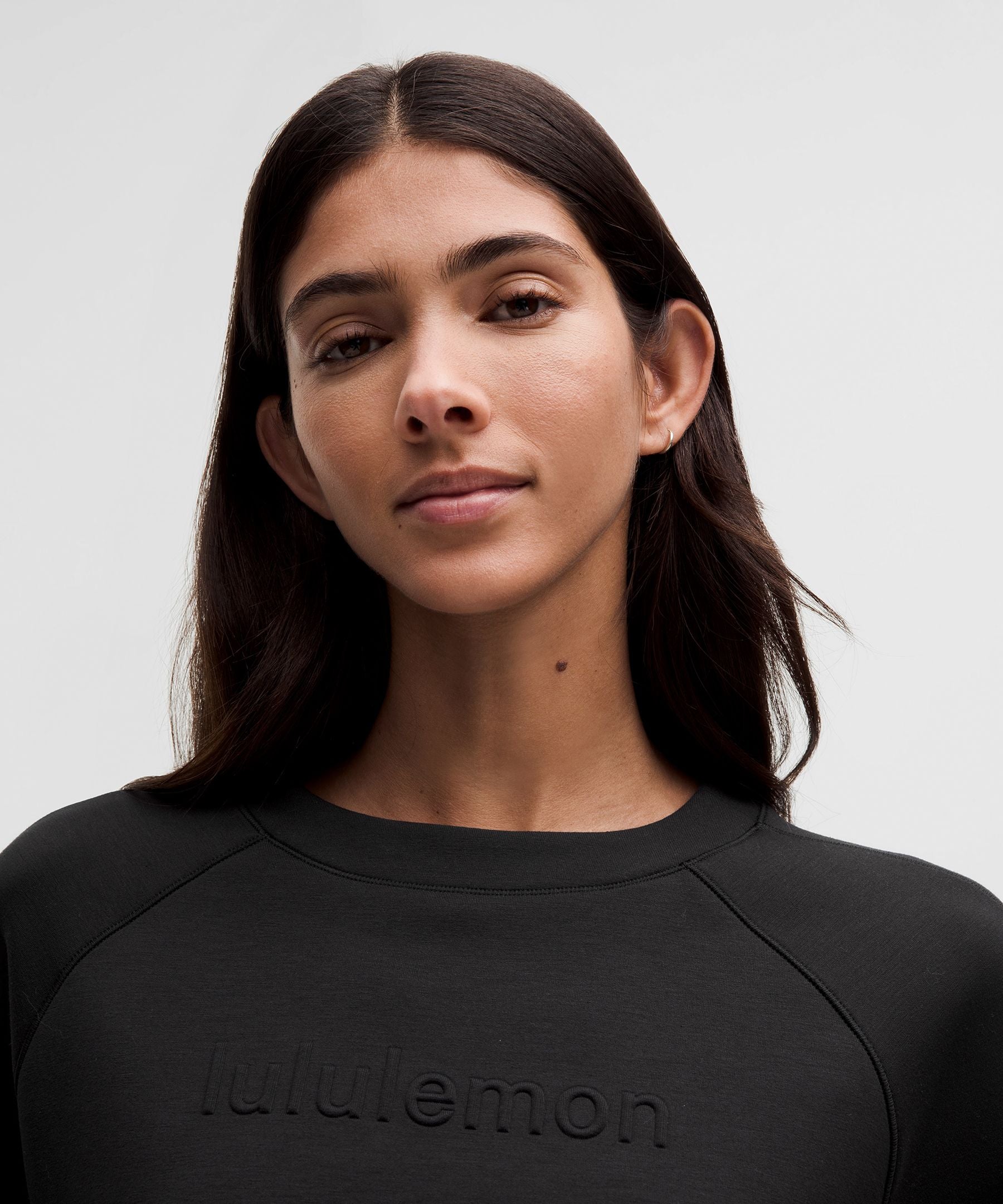 Smooth Spacer Cropped Pullover *Graphic