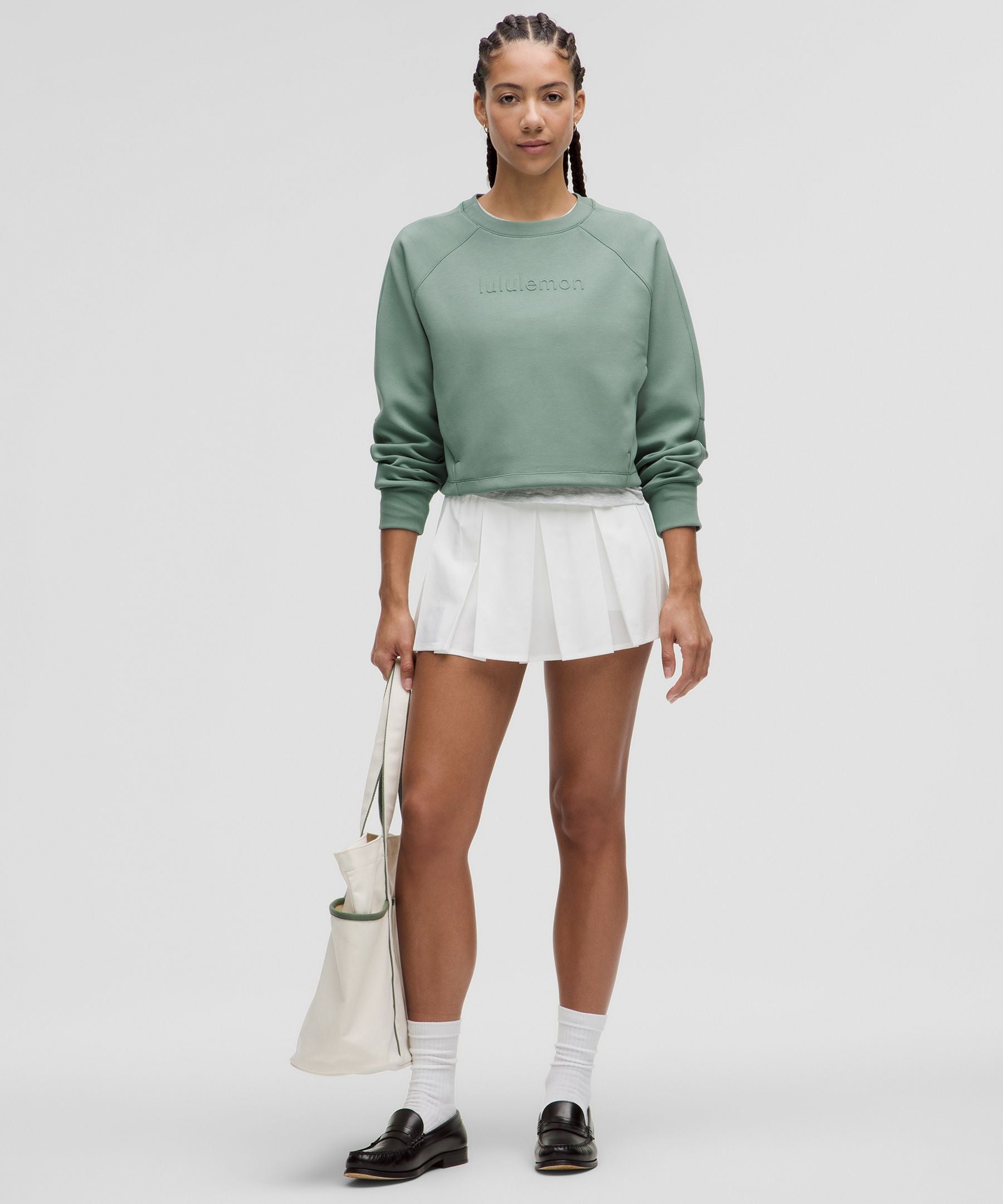 Smooth Spacer Cropped Pullover *Graphic