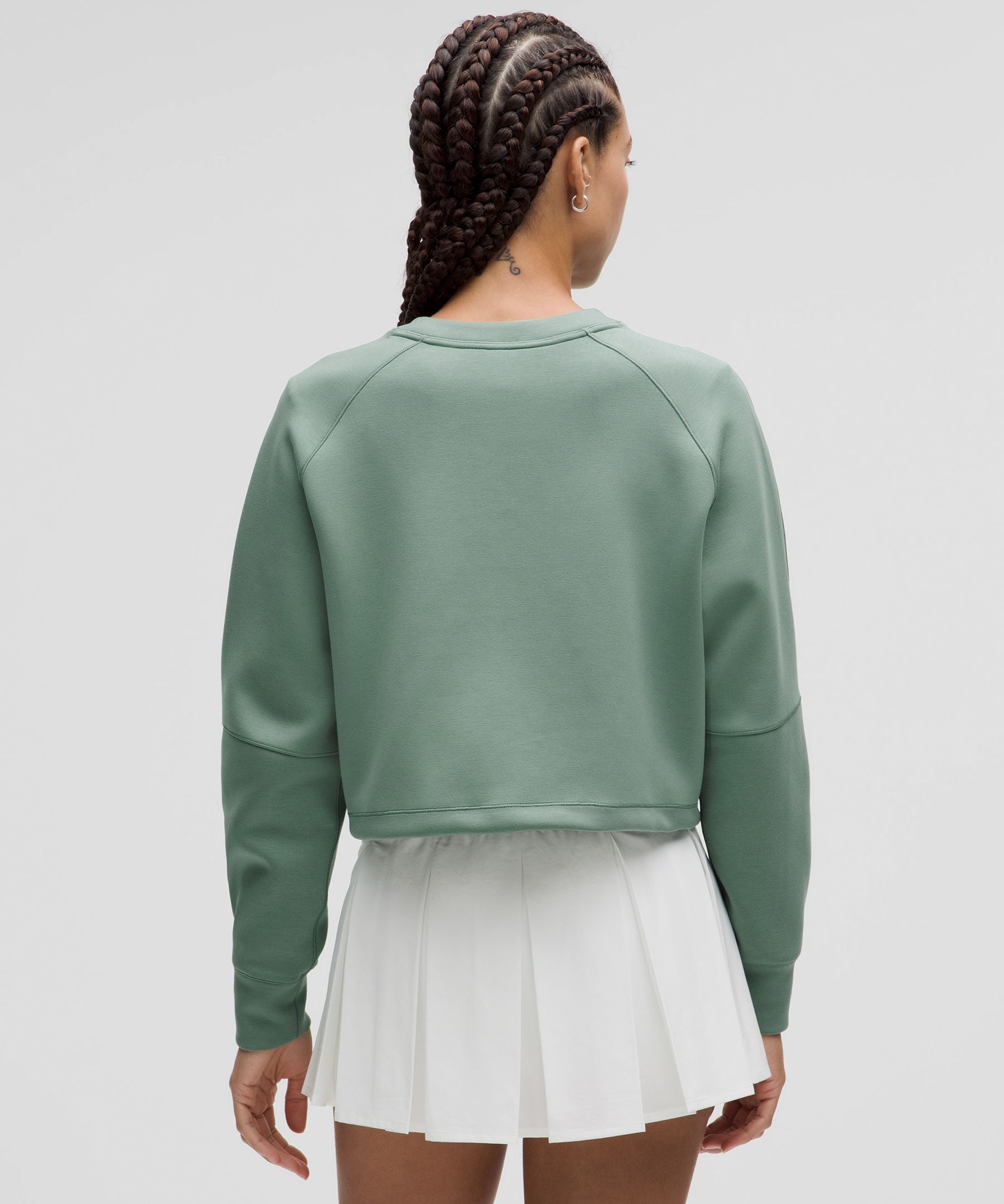 Smooth Spacer Cropped Pullover *Graphic