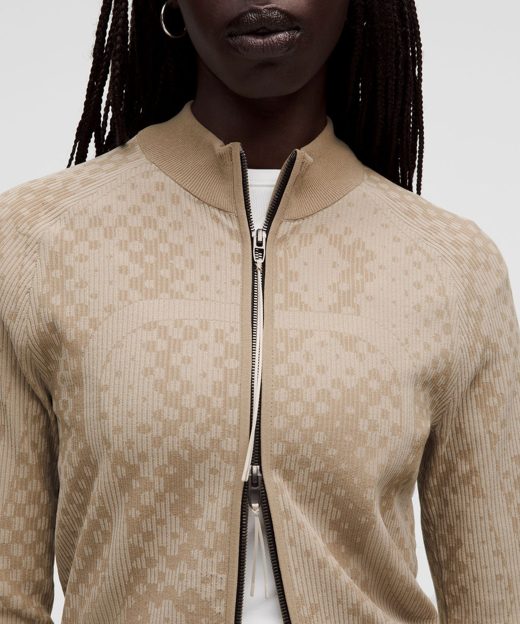 Two-Tone Fitted Full-Zip Sweater *SLNSH Collection