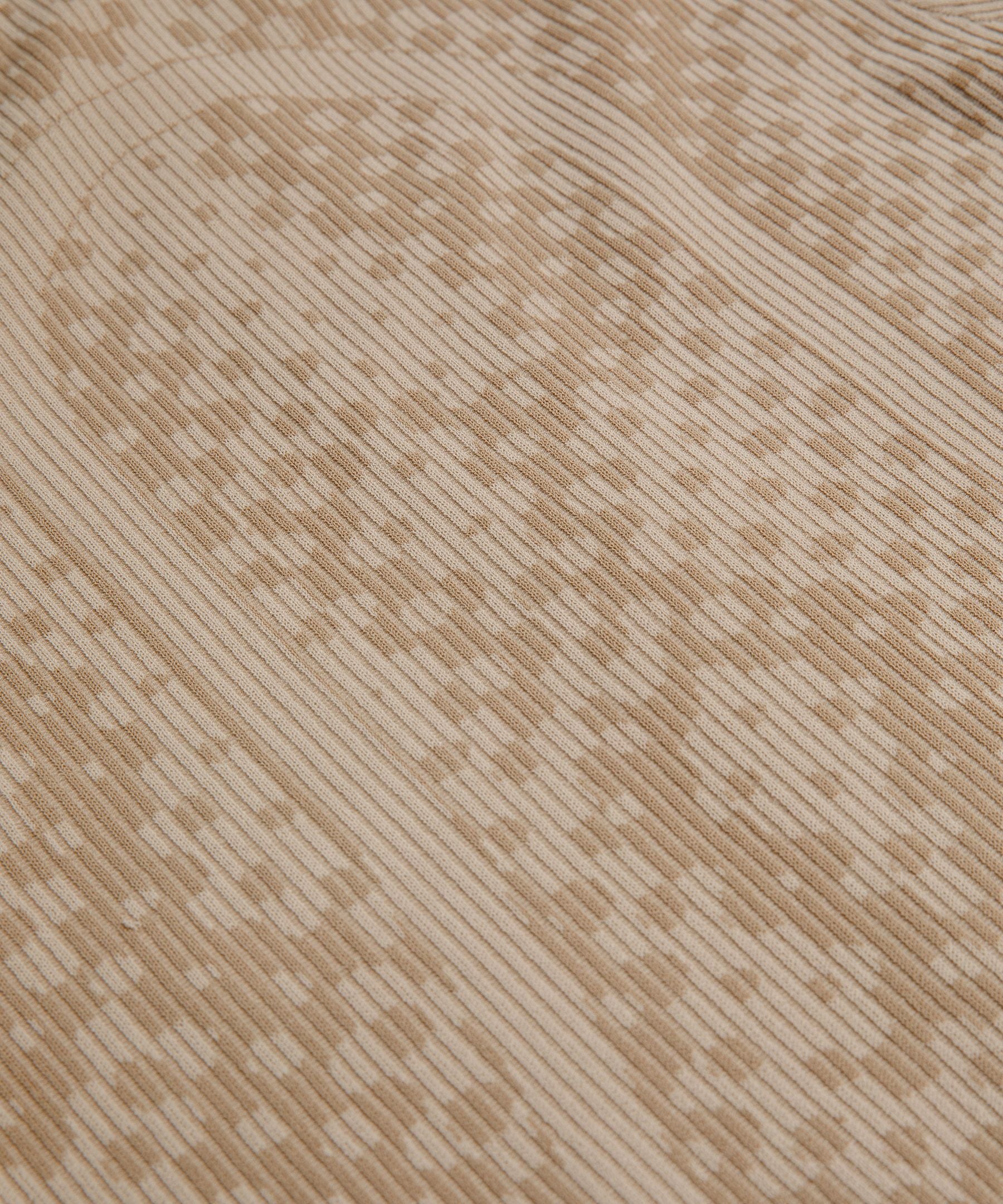 Two-Tone Fitted Full-Zip Sweater *SLNSH Collection