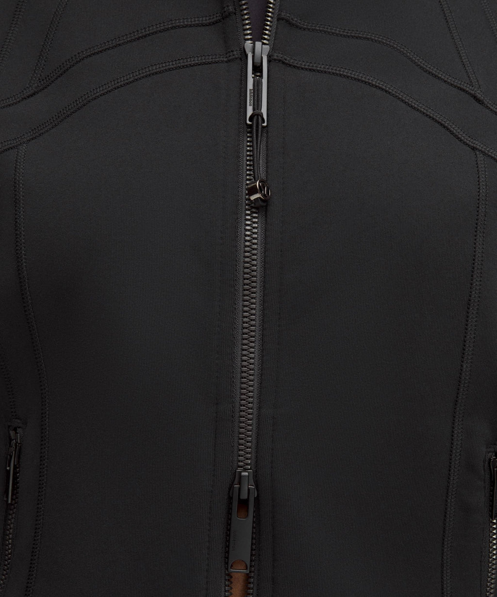 Define Track Jacket *Luon