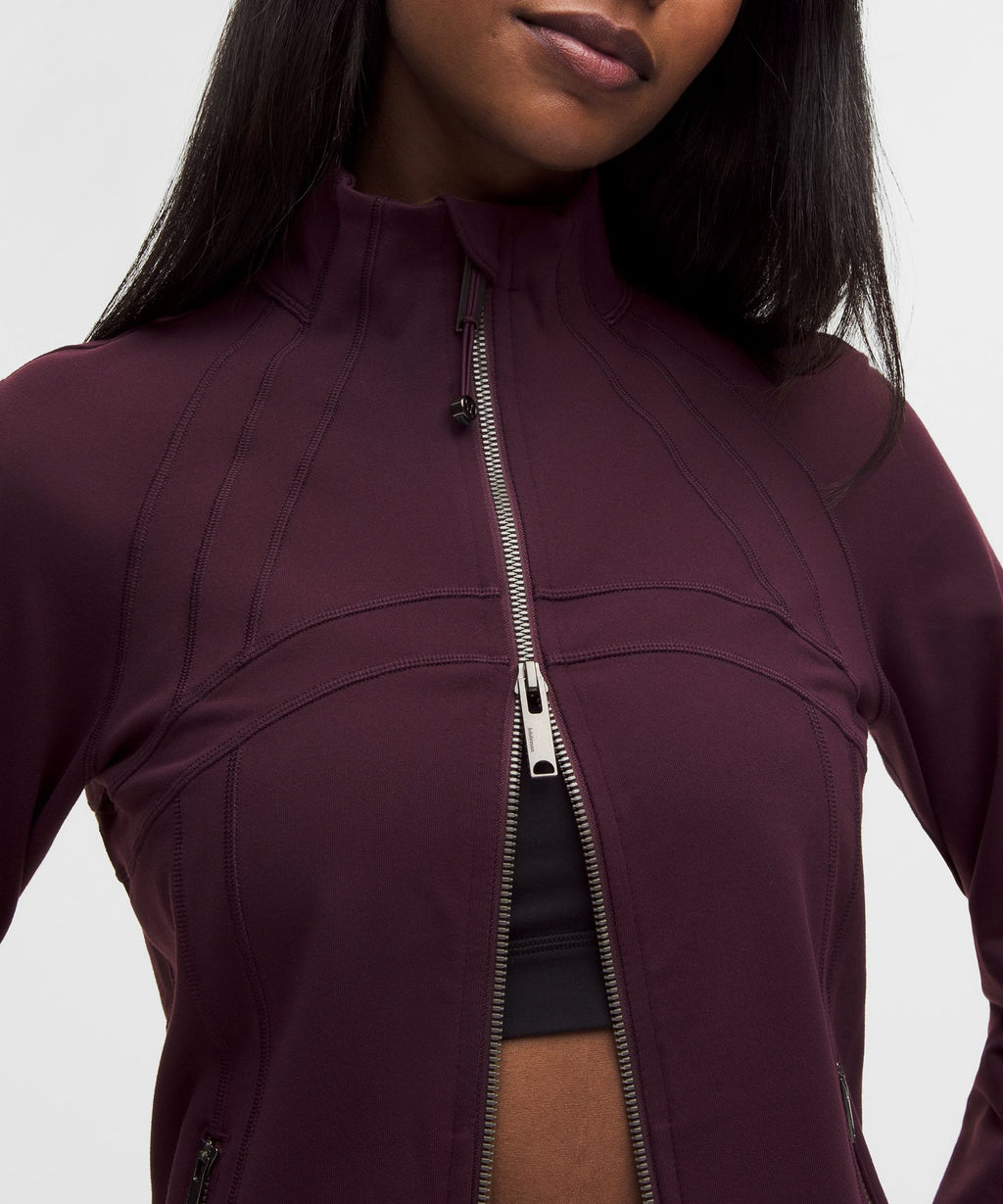 Define Track Jacket *Luon