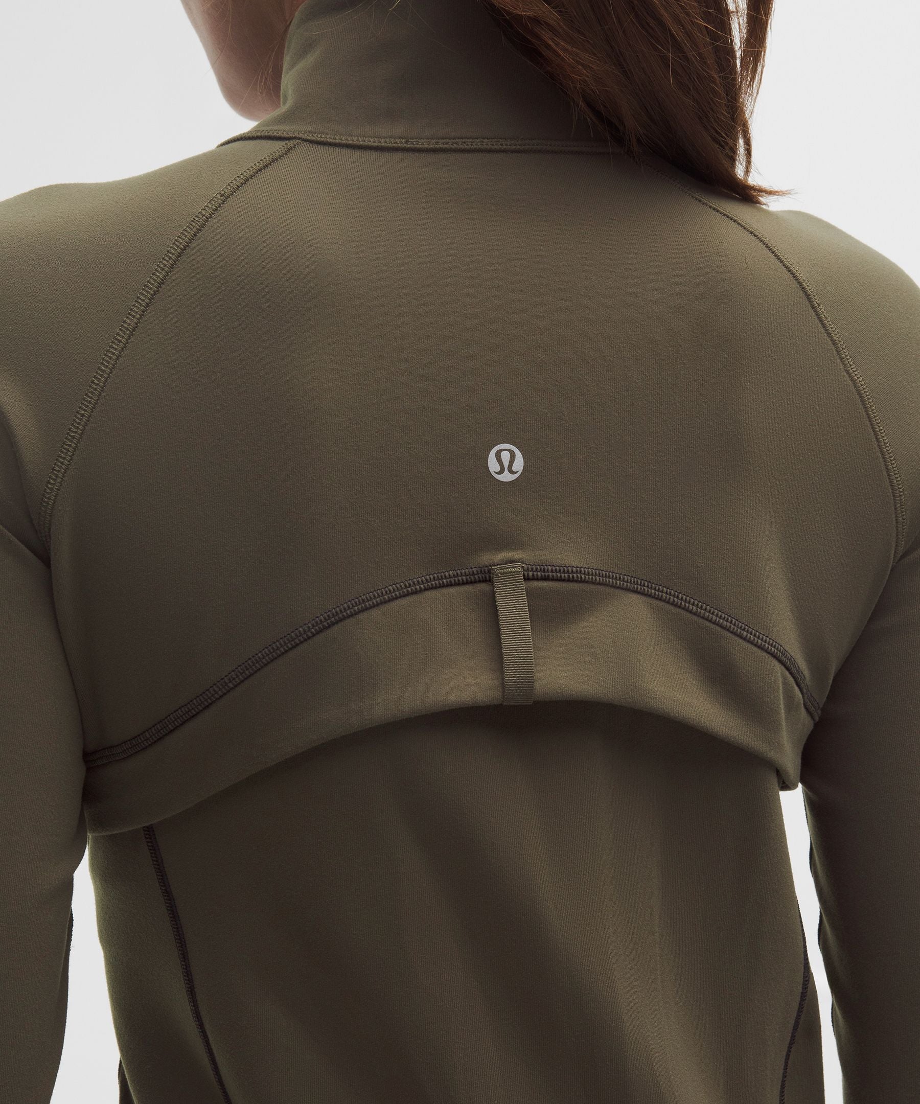 Define Track Jacket *Luon
