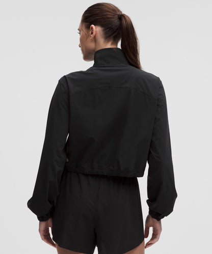 Mile Maker Run Crew Graphic Cinch-Hem Jacket