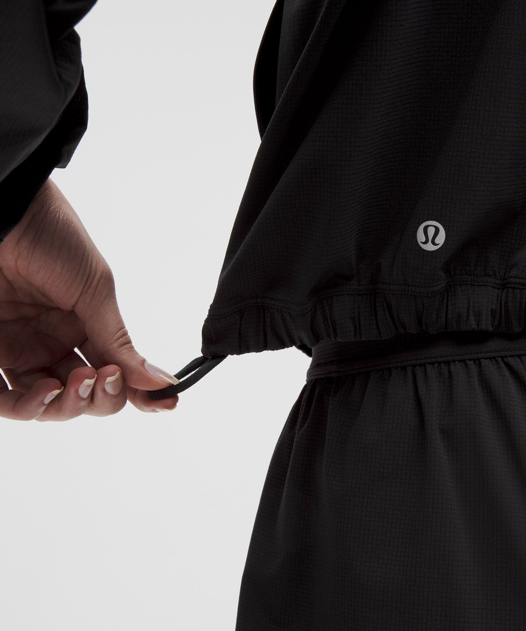 Mile Maker Run Crew Graphic Cinch-Hem Jacket