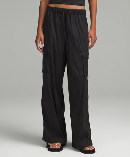 Lightweight Adjustable Mid-Rise Cargo Pant