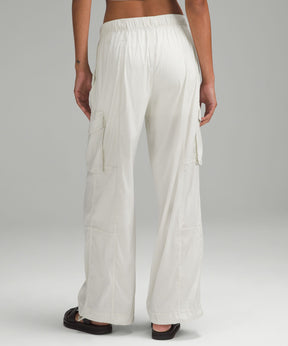 Lightweight Adjustable Mid-Rise Cargo Pant