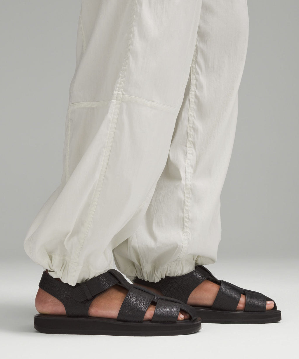 Lightweight Adjustable Mid-Rise Cargo Pant