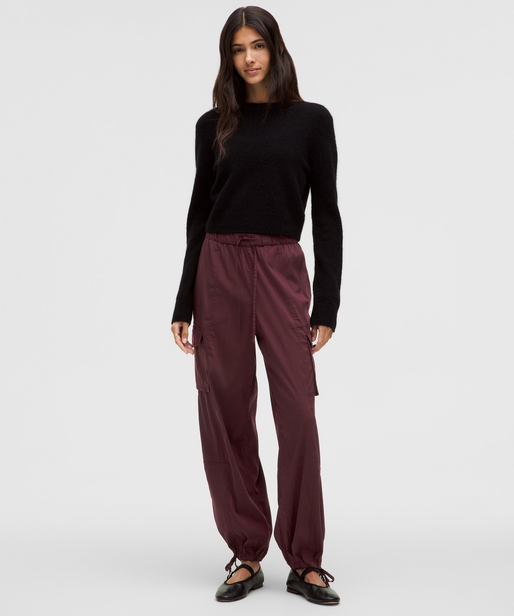 Lightweight Adjustable Mid-Rise Cargo Pant