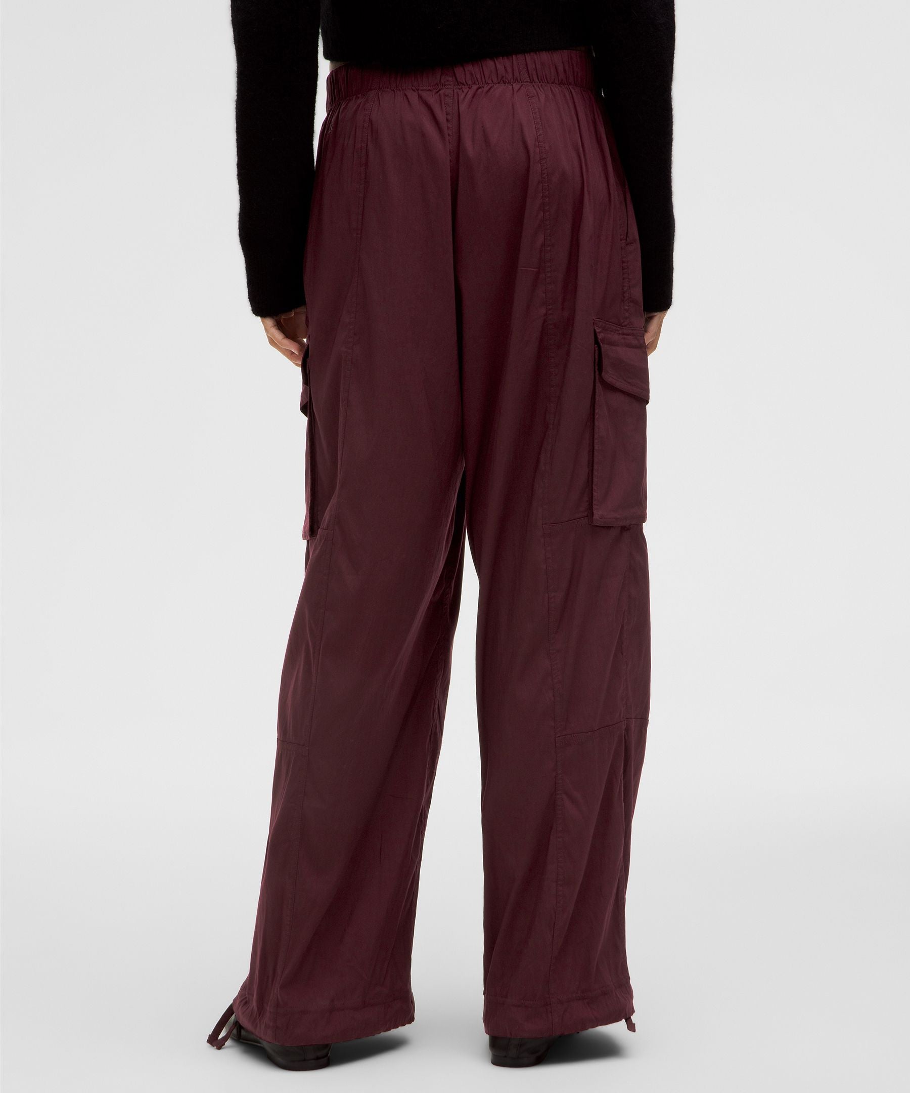 Lightweight Adjustable Mid-Rise Cargo Pant
