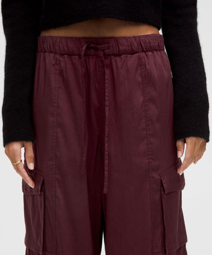 Lightweight Adjustable Mid-Rise Cargo Pant