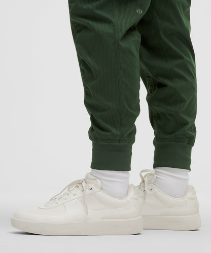 Dance Studio Relaxed-Fit Mid-Rise Cargo Jogger