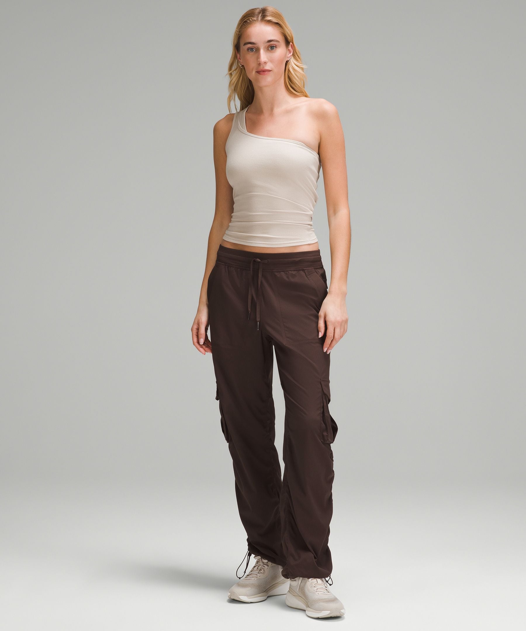 Dance Studio Relaxed-Fit Mid-Rise Cargo Pant