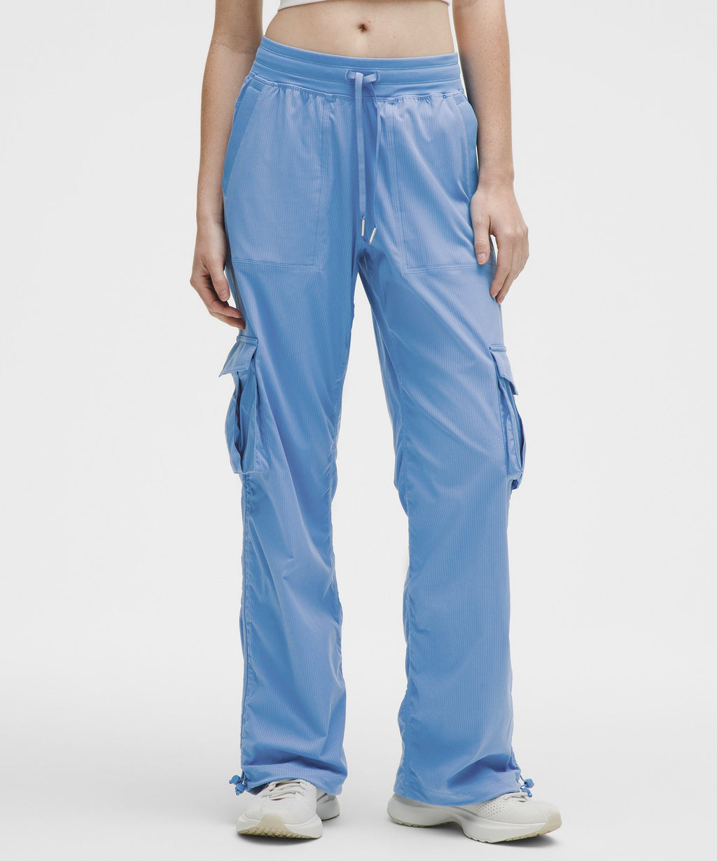 Dance Studio Relaxed-Fit Mid-Rise Cargo Pant