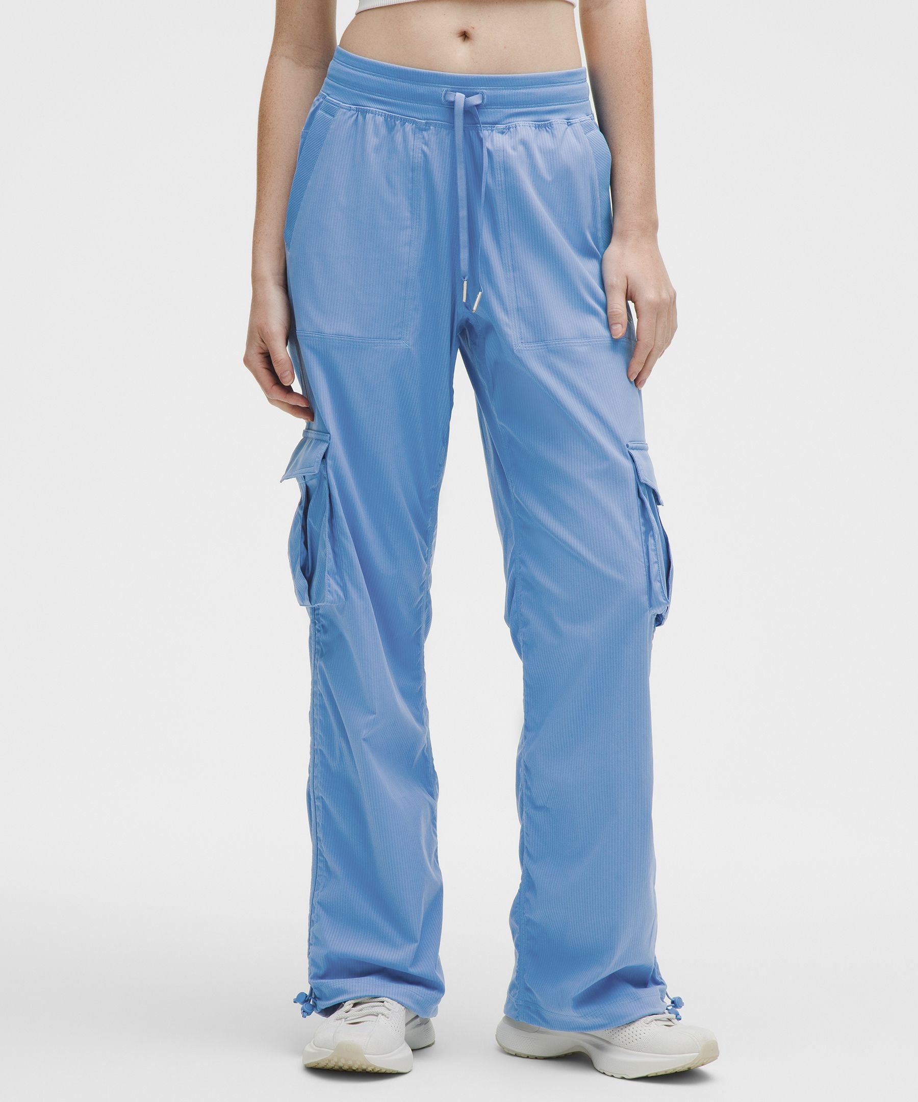 Dance Studio Relaxed-Fit Mid-Rise Cargo Pant