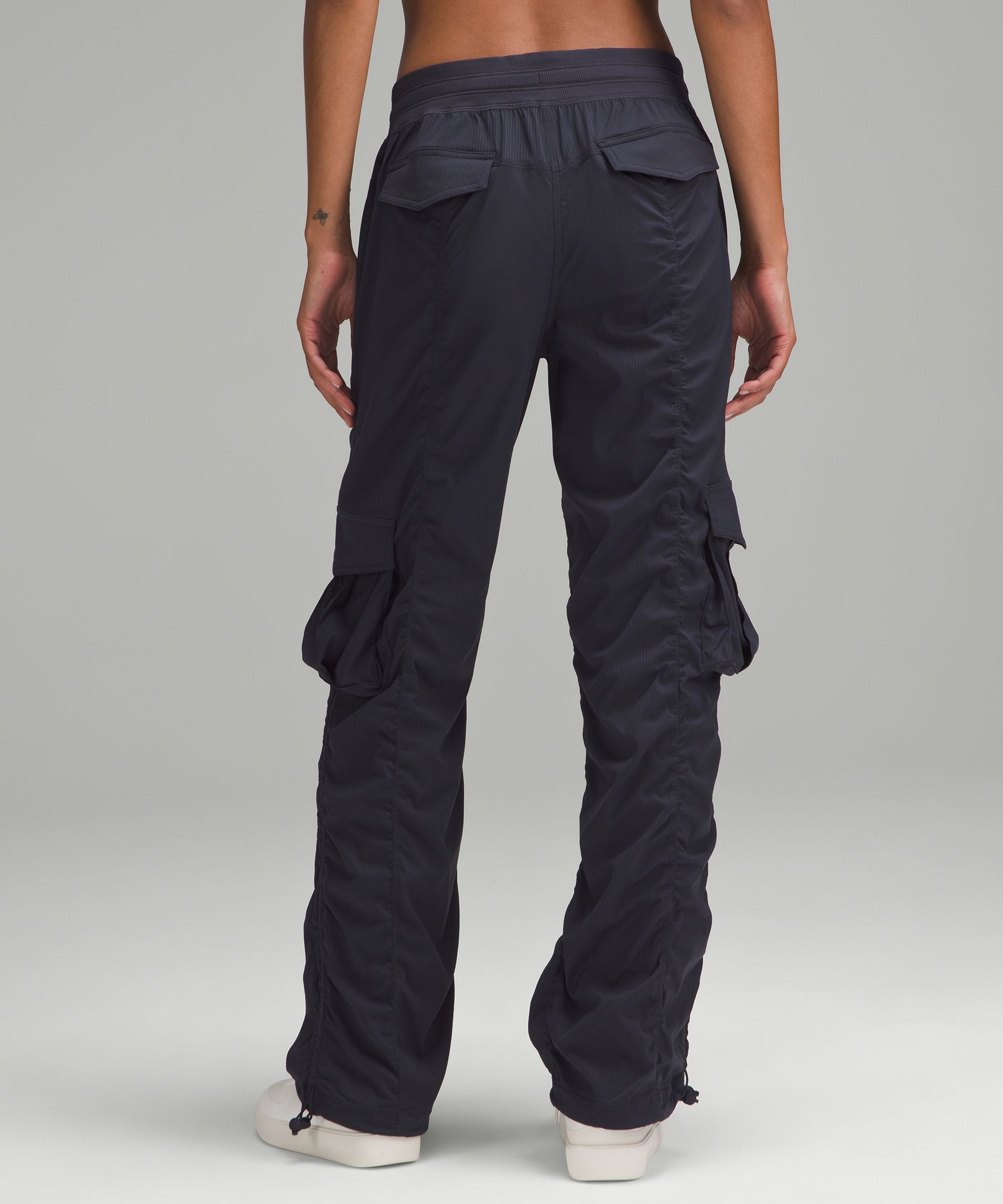 Dance Studio Relaxed-Fit Mid-Rise Cargo Pant