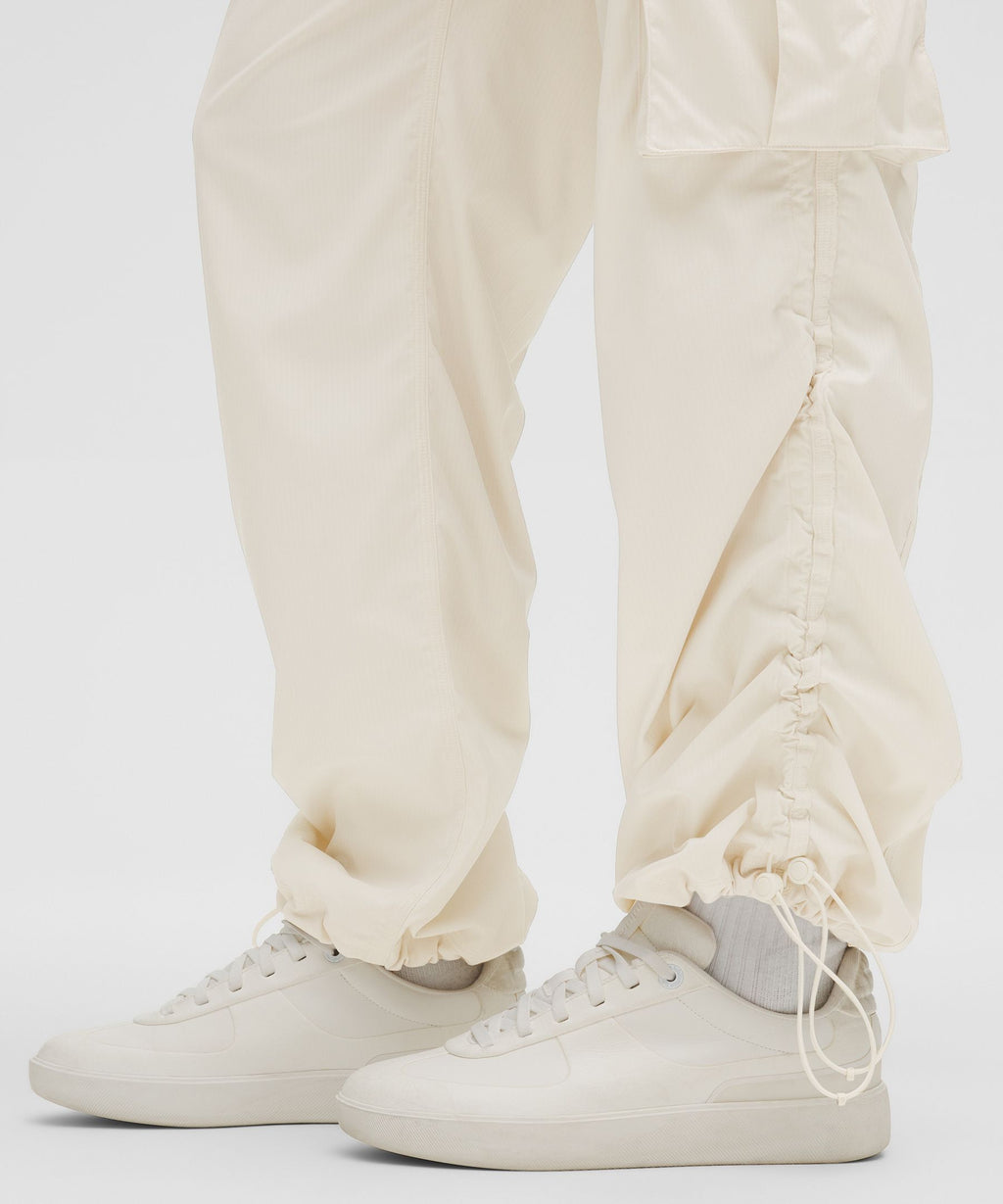 Dance Studio Relaxed-Fit Mid-Rise Cargo Pant