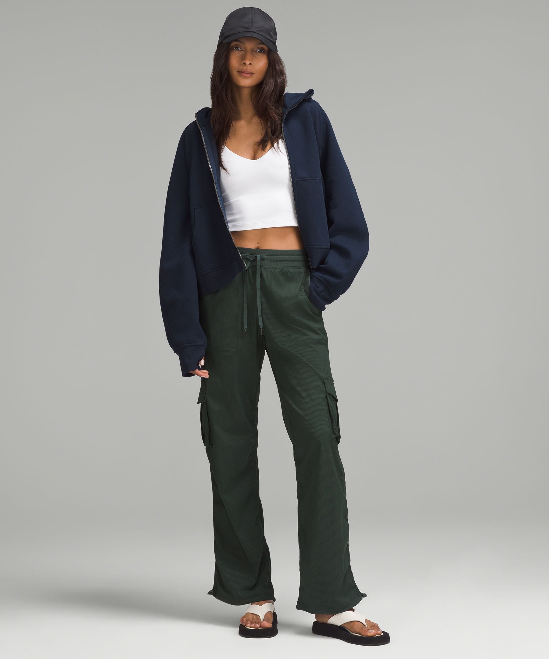 Dance Studio Relaxed-Fit Mid-Rise Cargo Pant