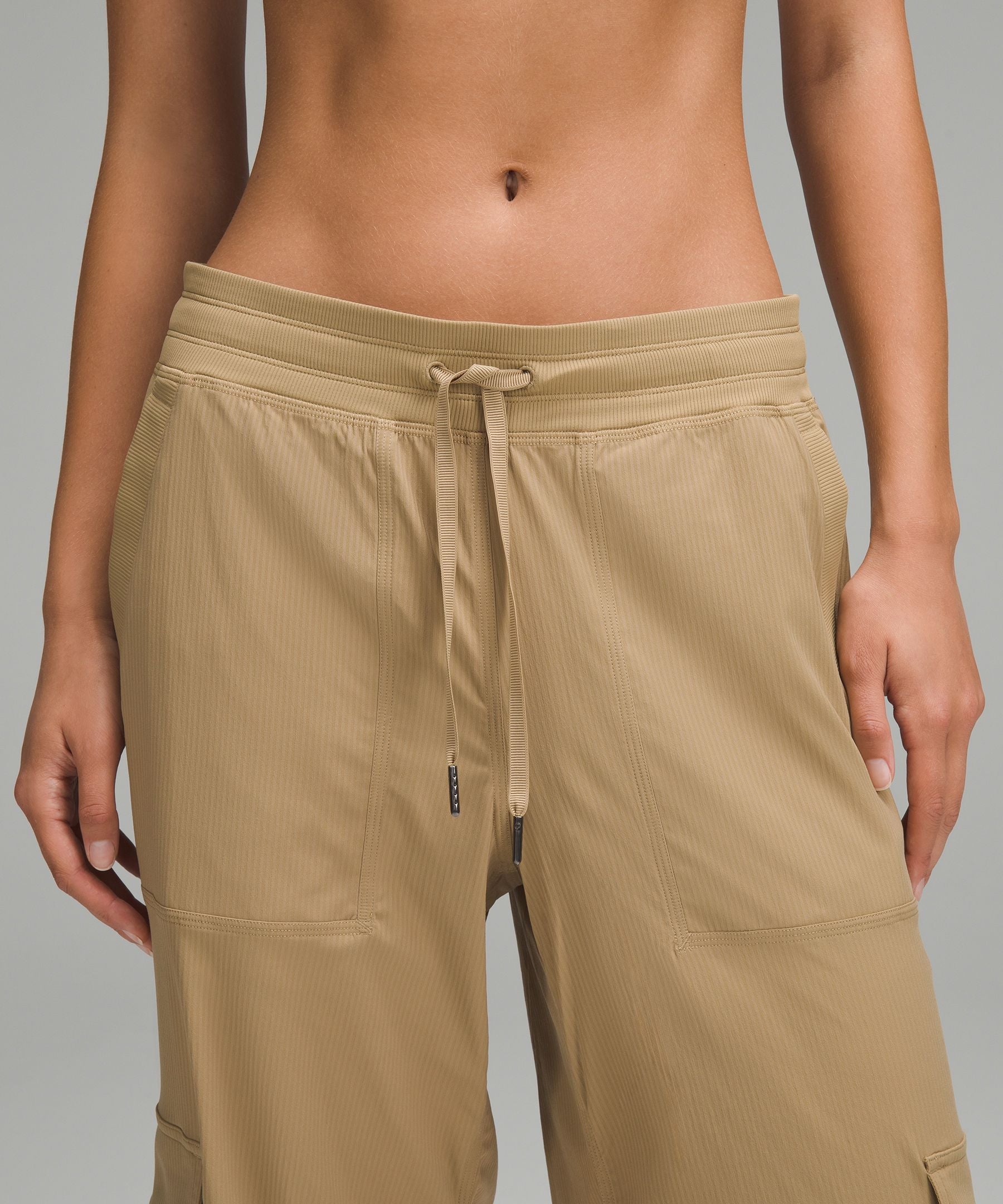 Dance Studio Relaxed-Fit Mid-Rise Cargo Pant