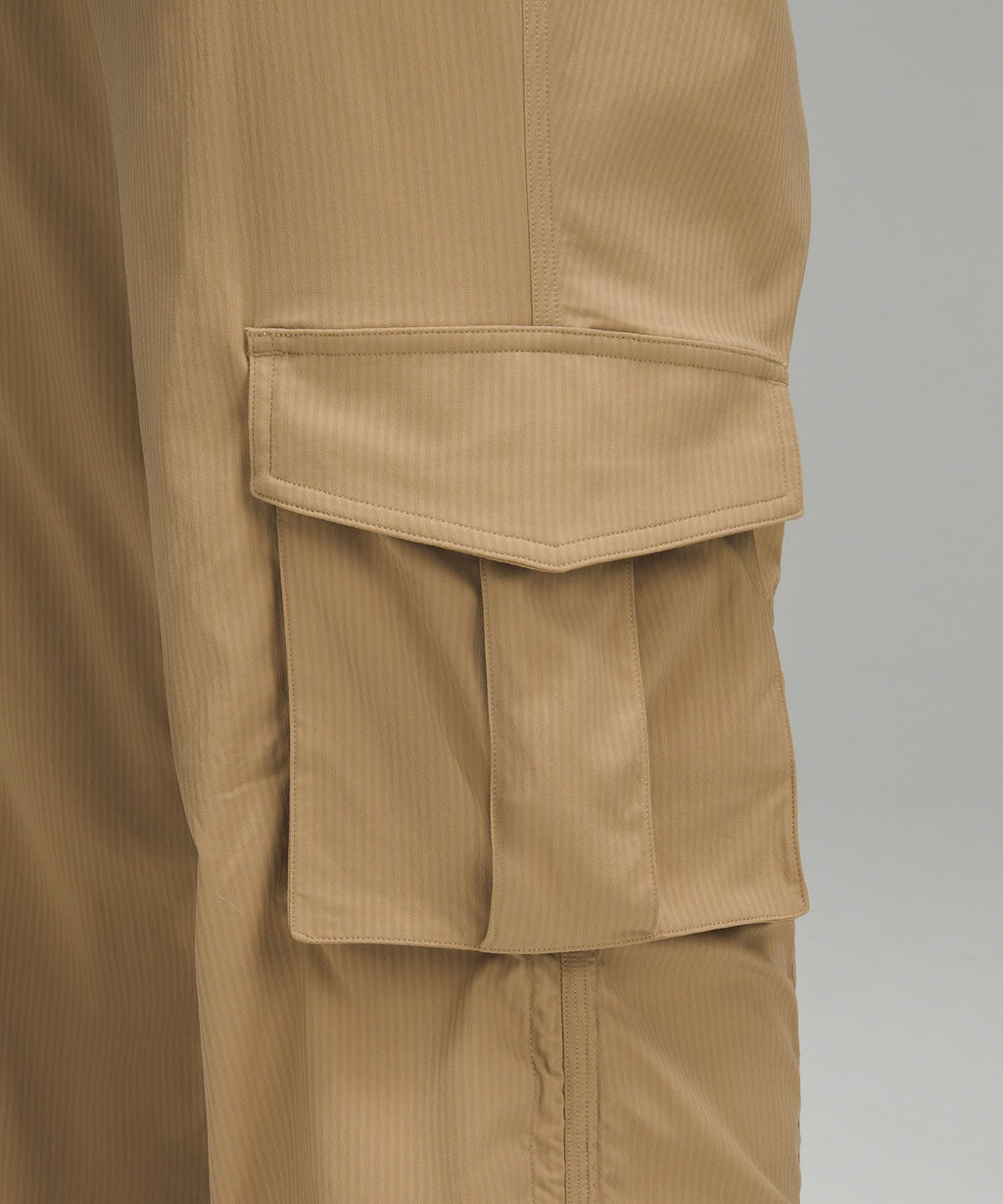 Dance Studio Relaxed-Fit Mid-Rise Cargo Pant