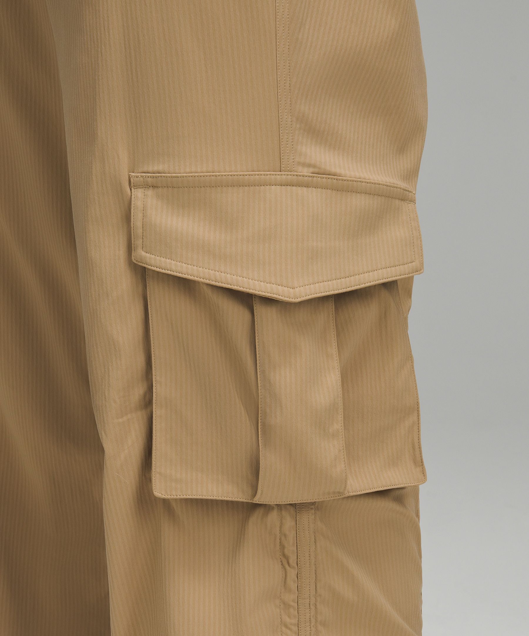 Dance Studio Relaxed-Fit Mid-Rise Cargo Pant