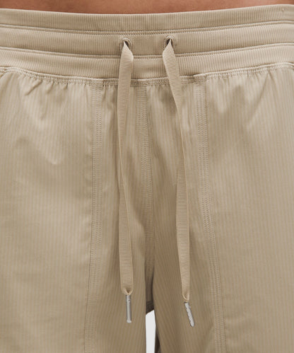 Dance Studio Relaxed-Fit Mid-Rise Cargo Pant