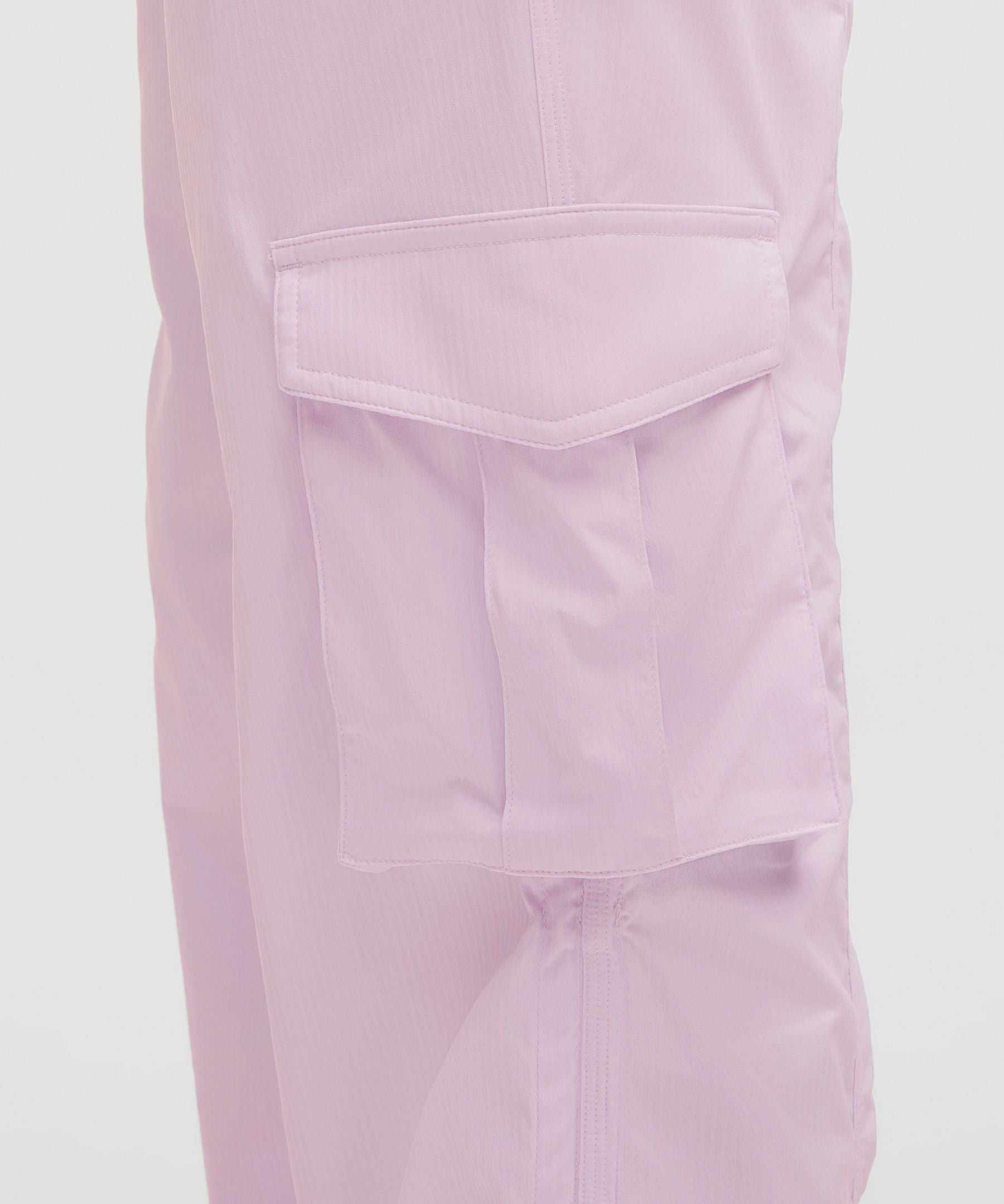 Dance Studio Relaxed-Fit Mid-Rise Cargo Pant