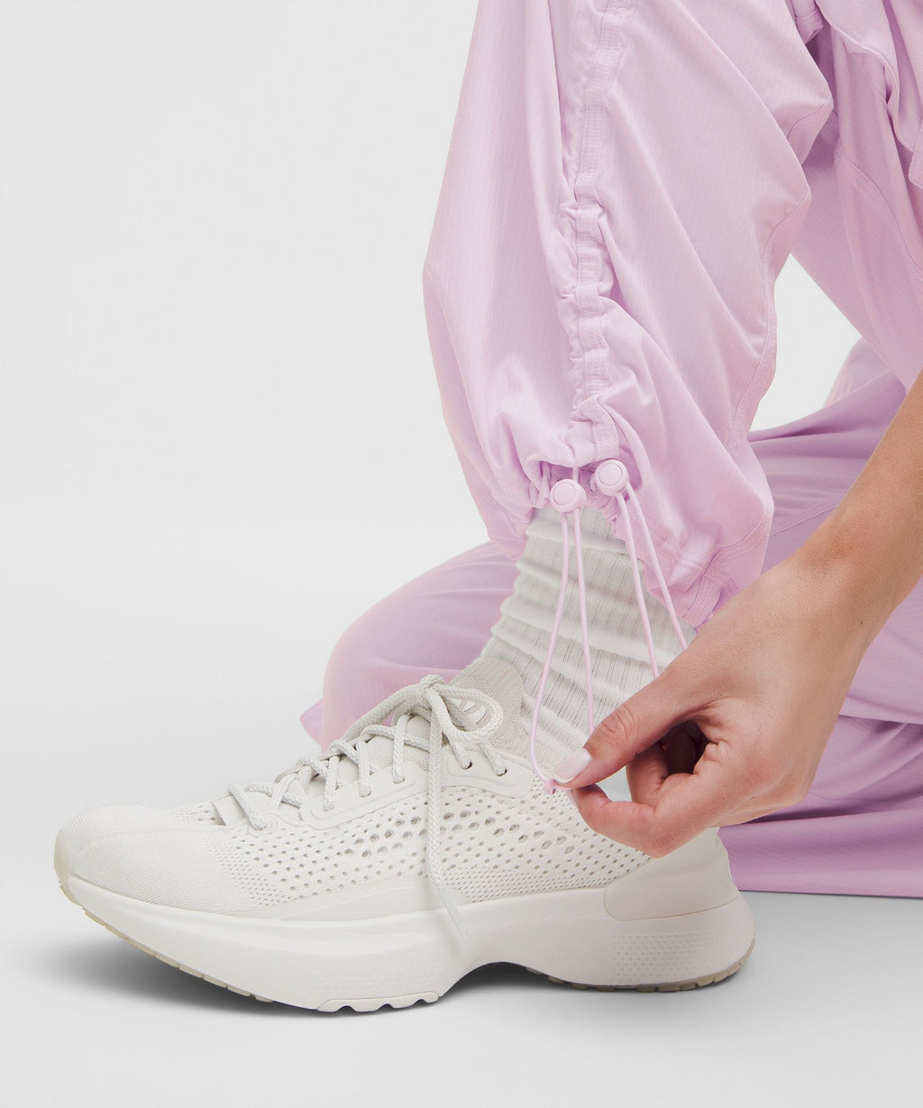 Dance Studio Relaxed-Fit Mid-Rise Cargo Pant