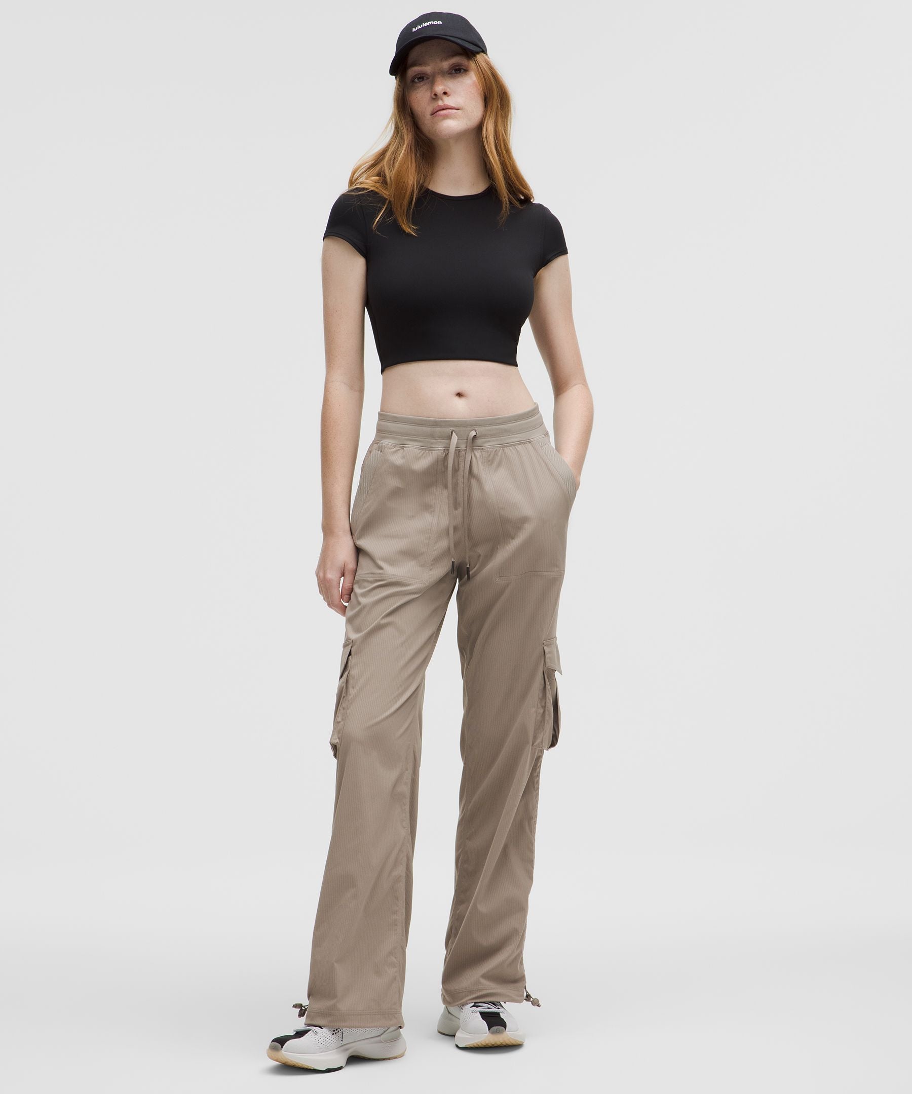 Dance Studio Relaxed-Fit Mid-Rise Cargo Pant