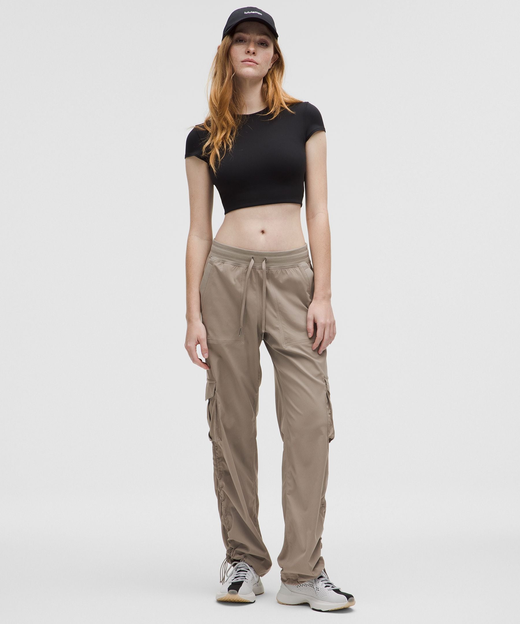 Dance Studio Relaxed-Fit Mid-Rise Cargo Pant