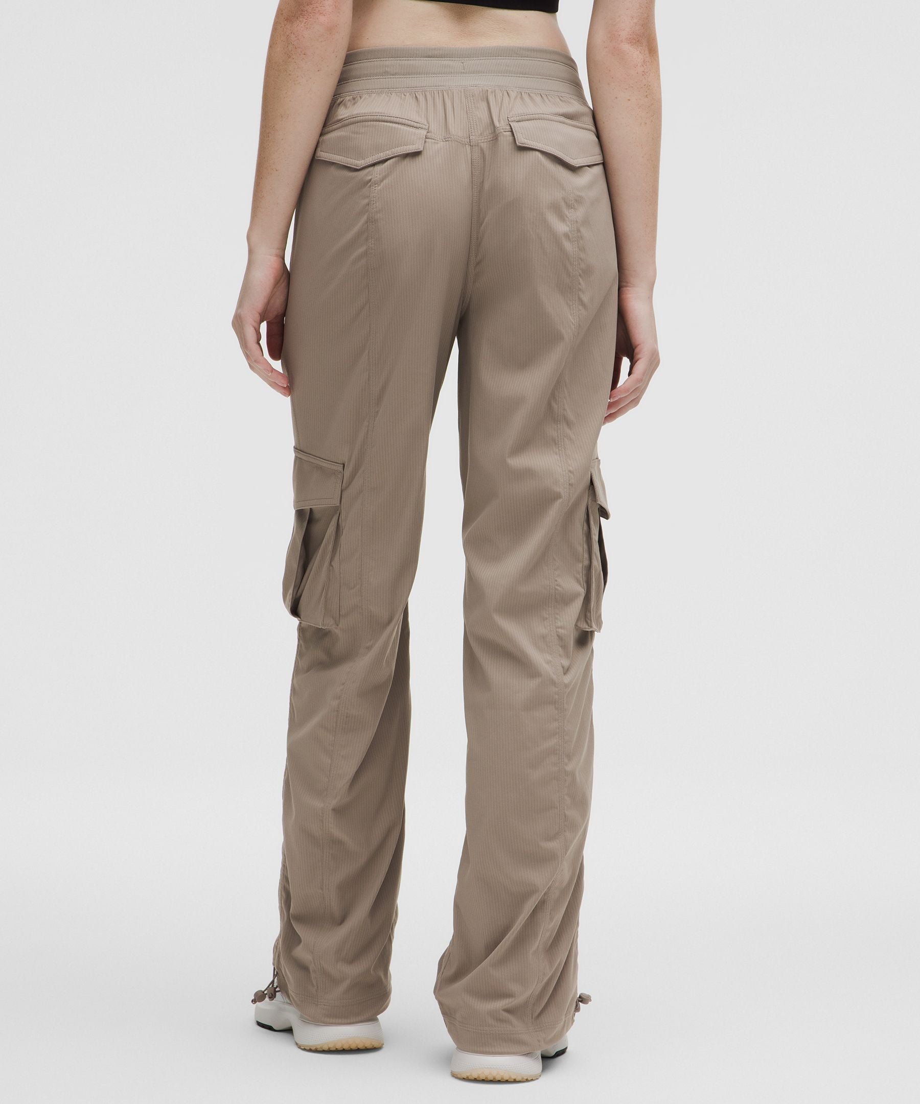 Dance Studio Relaxed-Fit Mid-Rise Cargo Pant