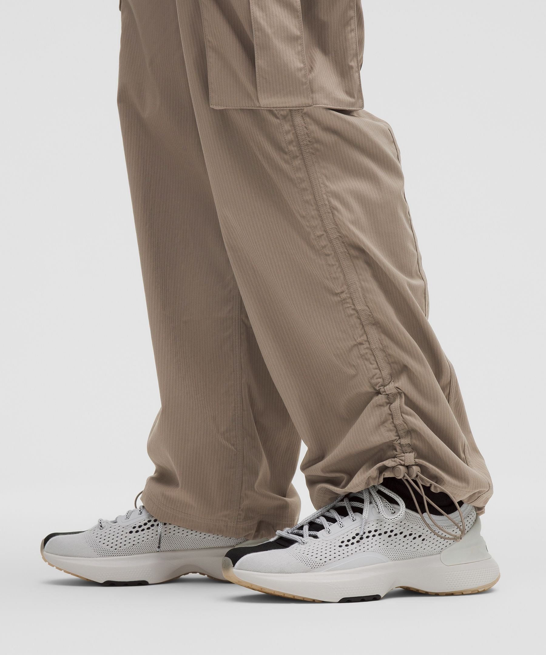 Dance Studio Relaxed-Fit Mid-Rise Cargo Pant