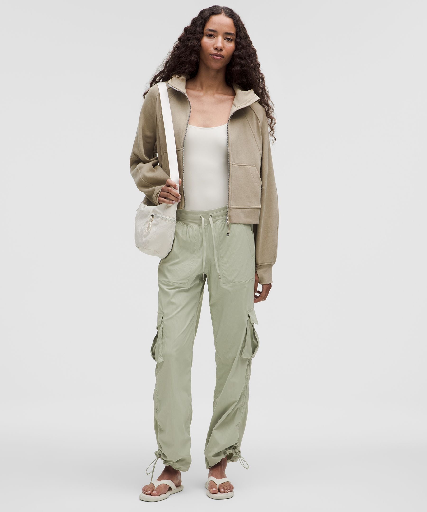 Dance Studio Relaxed-Fit Mid-Rise Cargo Pant