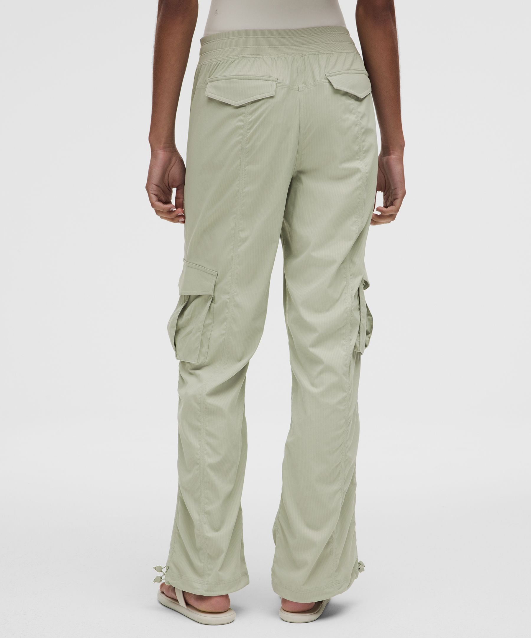 Dance Studio Relaxed-Fit Mid-Rise Cargo Pant
