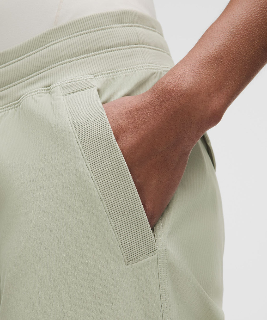 Dance Studio Relaxed-Fit Mid-Rise Cargo Pant