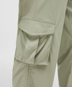 Dance Studio Relaxed-Fit Mid-Rise Cargo Pant