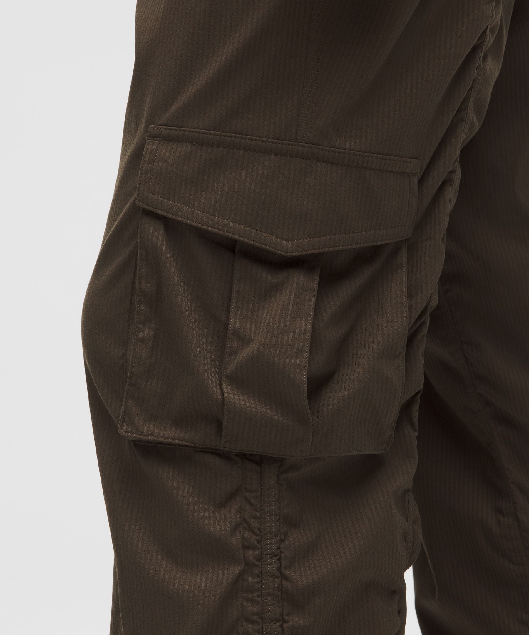 Dance Studio Relaxed-Fit Mid-Rise Cargo Pant