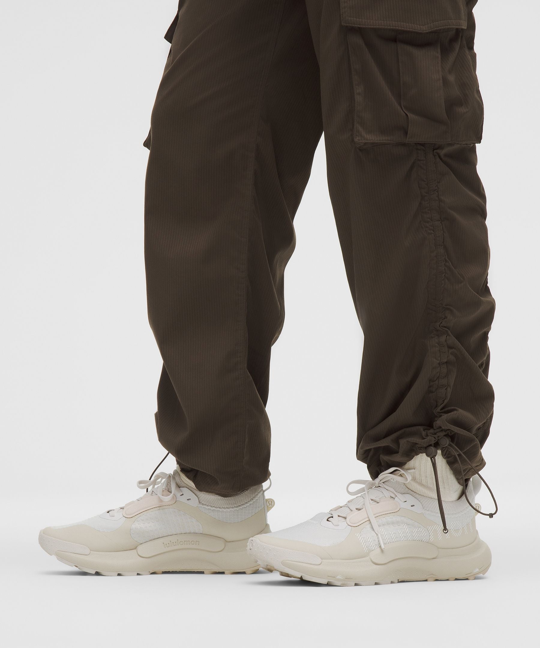 Dance Studio Relaxed-Fit Mid-Rise Cargo Pant
