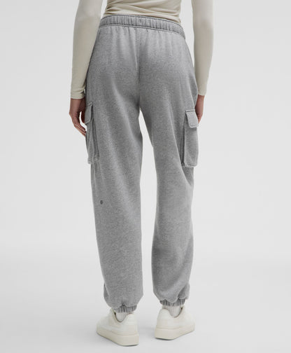Scuba Mid-Rise Oversized Cargo Jogger *Regular