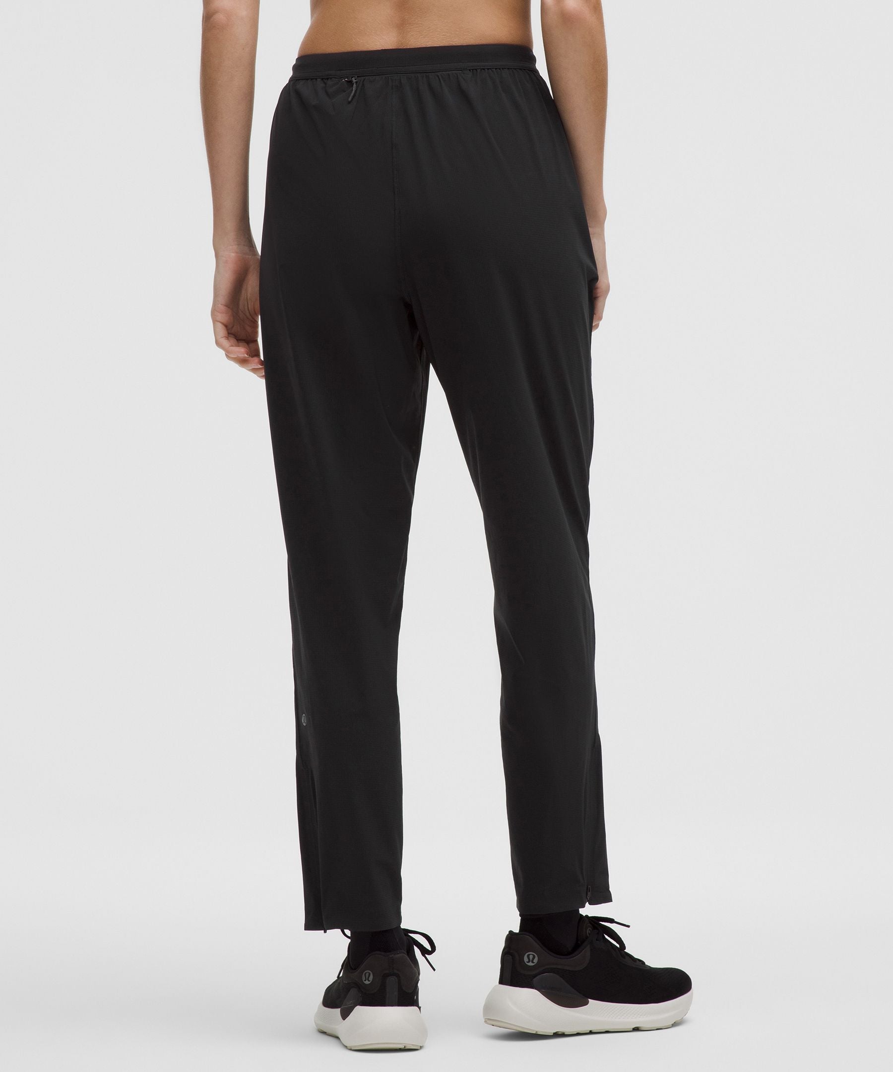 Mile Maker Run Crew Graphic High-Rise Track Pant